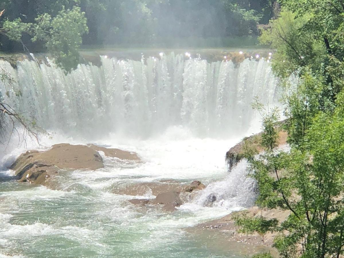 Retour Aux Sources Villa Sauve Dış mekan fotoğraf