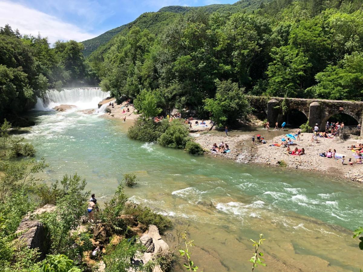 Retour Aux Sources Villa Sauve Dış mekan fotoğraf